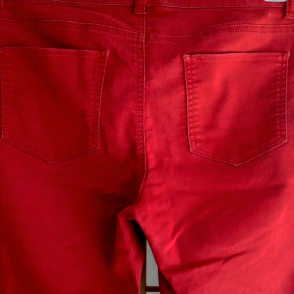 Style & Co Petite Jeans - Picture 5 of 6